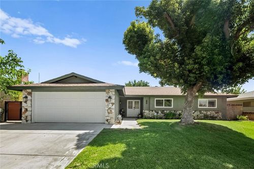 12815 Lantana Ave, Yucaipa, CA, 92399 | Card Image