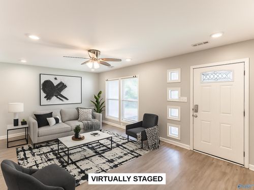 4914 Burros St Nw, Huntsville, AL, 35810-2006 | Card Image