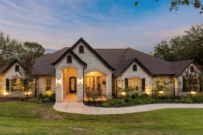 10514 Ravenswood Road, House other with 6 bedrooms, 4 bathrooms and null parking in Granbury TX | Image 1