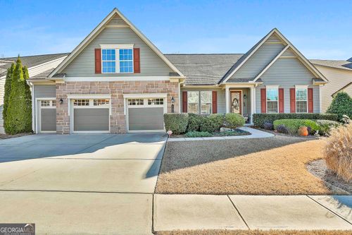 131 Red Maple Dr, Peachtree City, GA, 30269-3331 | Card Image