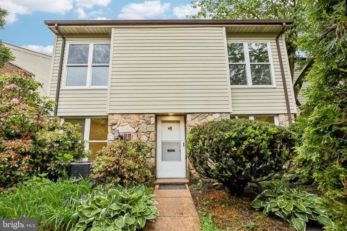 a9-2201 Strahle St, PHILADELPHIA, PA, 19152-2532 | Card Image