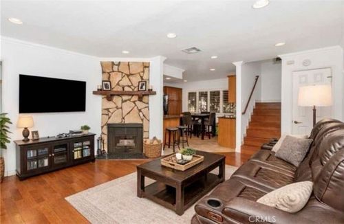 apt-10-4345 W 154th St, Lawndale, CA, 90260-2156 | Card Image