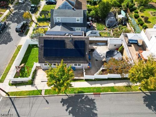 340 Marsan Dr, Carlstadt, NJ, 07072-1743 | Card Image