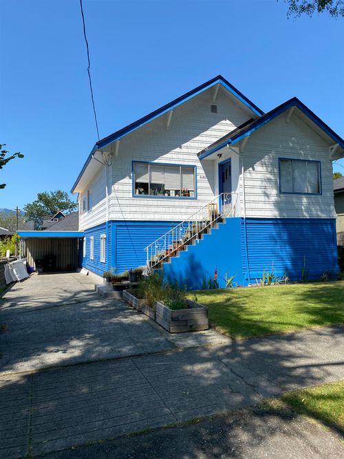 2149 Turner St, Vancouver, BC, V5L2A4 | Card Image