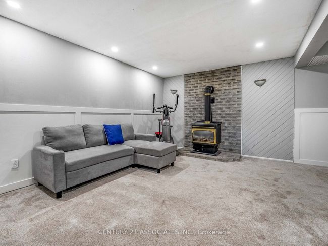 611 Preston Pky, House other with 3 bedrooms, 2 bathrooms and 4 parking in Cambridge ON | Image 26