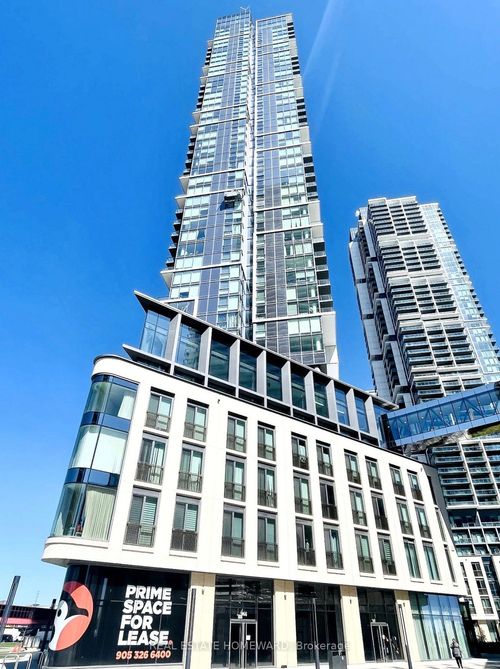 1711-1000 Portage Pky, Concord, ON, L4K0L1 | Card Image