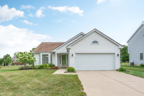 3618 Meadow View Dr, Dexter, MI, 48130-9206 | Card Image