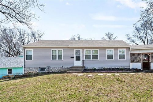 16501 E 3rd St N, Independence, MO, 64056-1621 | Card Image