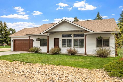 22 Charters Dr, Donnelly, ID, 83615-5004 | Card Image
