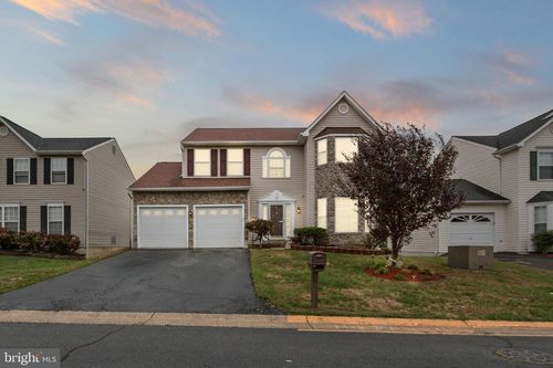 8 Fulton Dr, STAFFORD, VA, 22554-7827 | Card Image
