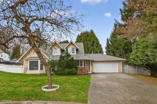 13747 63a Ave, Surrey, BC, V3X1E6 | Card Image