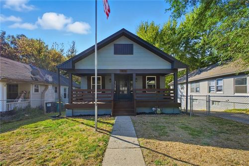 1806 S Evanston Ave, Independence, MO, 64052-1953 | Card Image