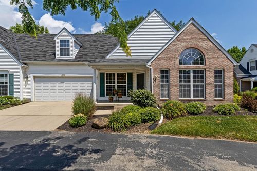 8648 Lazelle Village Dr, Lewis Center, OH, 43035-8860 | Card Image