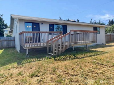 402 Ne 4th Street, House other with 3 bedrooms, 1 bathrooms and 1 parking in Coupeville WA | Image 3