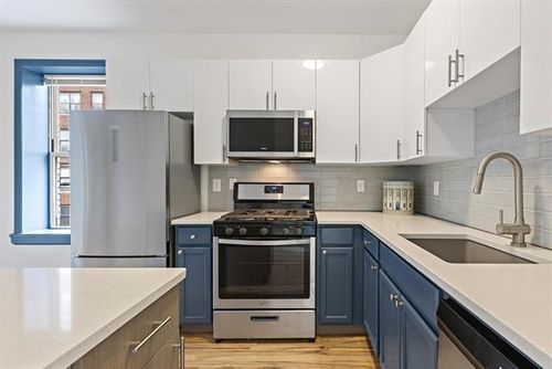 2b-149 Grant Ave, Jersey City, NJ, 07305-3542 | Card Image