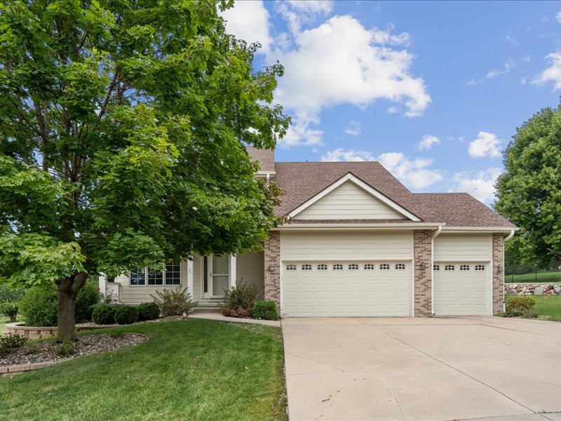 50th Pl, West Des Moines, IA 50265