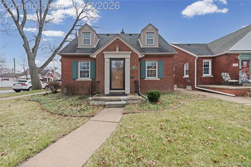 2305 Vinewood St, Wyandotte, MI, 48192-4830 | Card Image