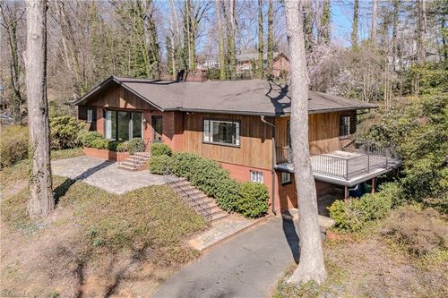 129 Oaklawn Road, Mount Airy, NC, 27030 | Card Image