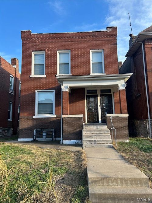 4210 Holly Ave, Saint Louis, MO, 63115-3003 | Card Image