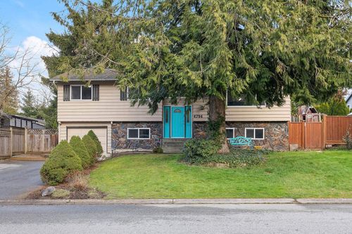 4794 206a St, Langley, BC, V3A6N8 | Card Image