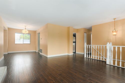 9496 209b Cres, Langley, BC, V1M2A9 | Card Image