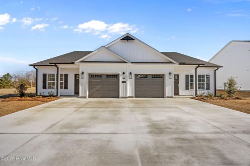 b-105 Lady O Dr, Greenville, NC, 27834-3378 | Card Image