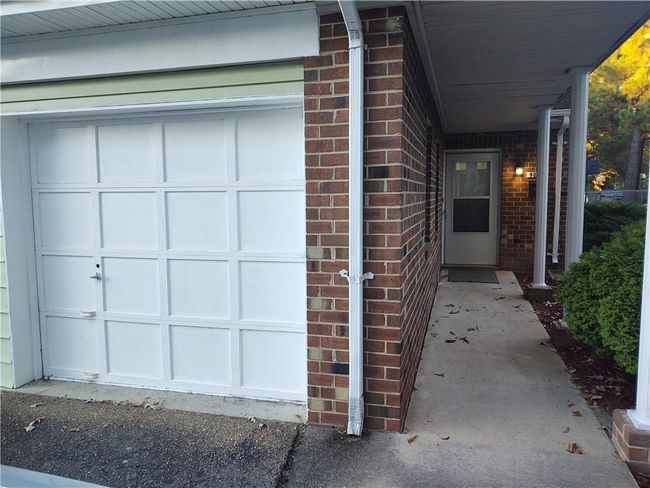 VERY NICE COVERED ENTERY WAY. STORAGE AREA. | Image 5