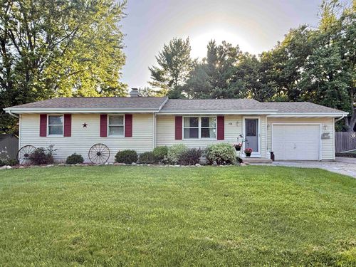 406 Hart Dr, Clinton, WI, 53525-9102 | Card Image