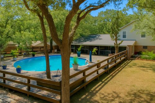 1004 Shady Oaks Dr N, Bridgeport, TX, 76426-3309 | Card Image