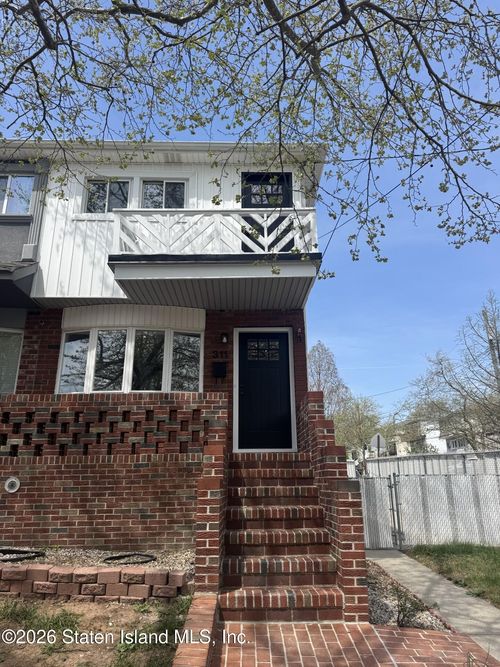 311 Durant Ave, Staten Island, NY, 10308-3029 | Card Image