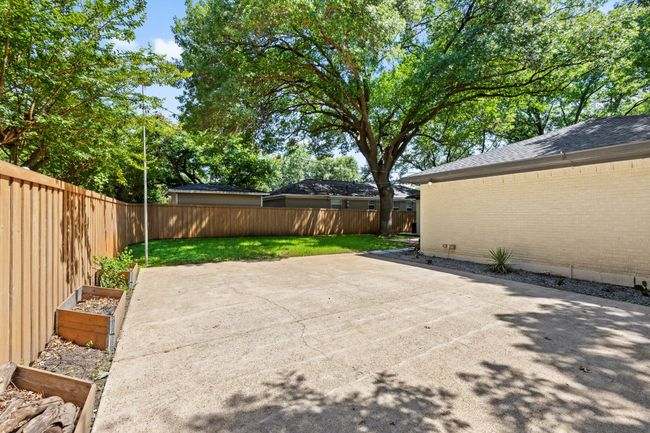 2505 Dorrington Dr, House other with 3 bedrooms, 2 bathrooms and null parking in Dallas TX | Image 27