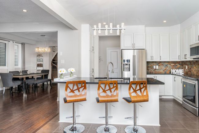 UPPER - 12 Knockaderry Crescent, House other with 3 bedrooms, 3 bathrooms and 2 parking in Barrhaven ON | Image 10