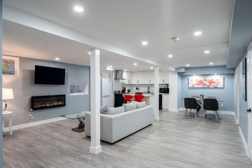 bsmt-1059 Riverview Cres, Pickering, ON, L1V4M7 | Card Image
