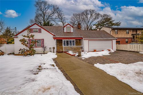2316 Harrison Ave, Baldwin, NY, 11510-3212 | Card Image