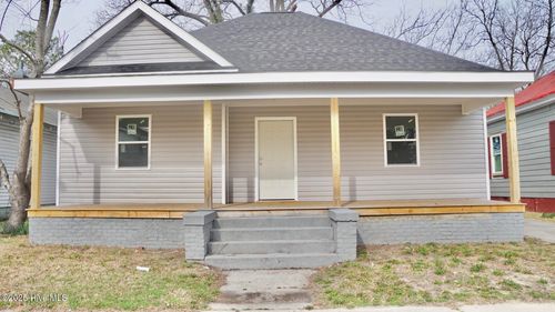 216 S Tillery St, Rocky Mount, NC, 27804-5527 | Card Image