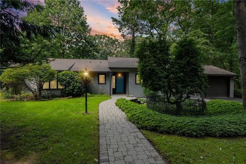 354 Oakridge Dr, Irondequoit, NY, 14617-2512 | Card Image