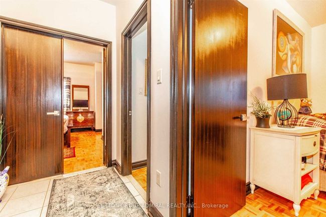 9 Amalfi Crt, House other with 5 bedrooms, 4 bathrooms and 2 parking in Vaughan ON | Image 30