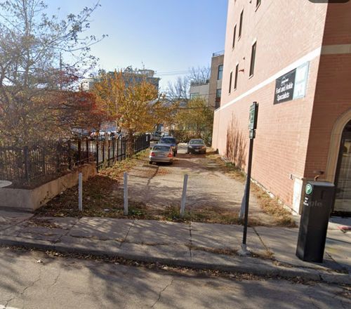 1716 N Clybourn Avenue, Chicago, IL, 60614 | Card Image