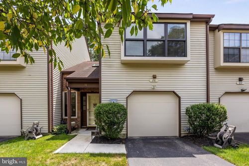 26 Augusta Ct, MARLTON, NJ, 08053-3719 | Card Image