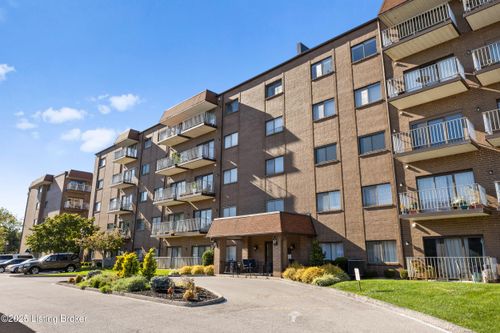 514-3030 Breckenridge Ln, Louisville, KY, 40220-2181 | Card Image