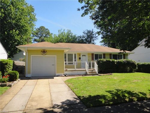 1312 Oak Park Ave, Norfolk, VA, 23503-3018 | Card Image