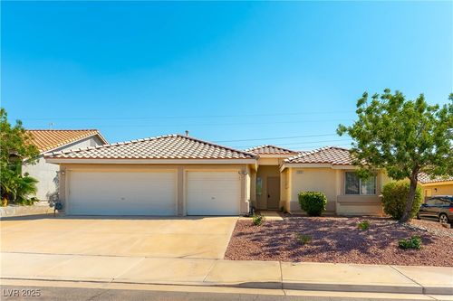 1153 Elam St, Henderson, NV, 89015-6940 | Card Image