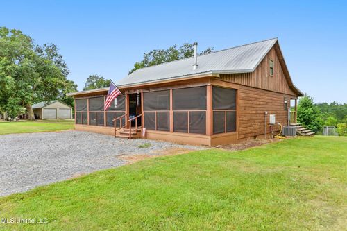 150 Byrd Ln, Lucedale, MS, 39452-8538 | Card Image