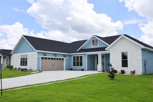 24695 Sw 21st Ln, NEWBERRY, FL, 32669-0379 | Card Image
