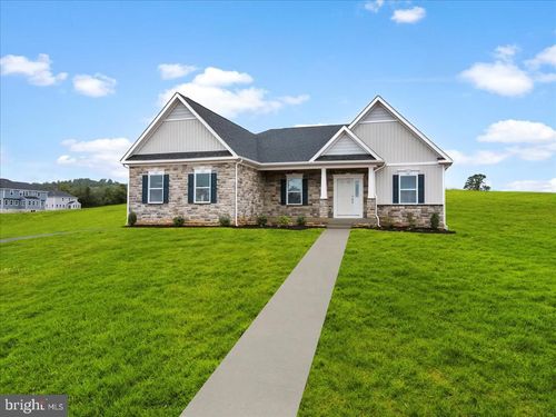 16452 Bobak Road, AMISSVILLE, VA, 20106 | Card Image