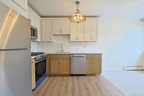 g14-2740 South Rd, Poughkeepsie, NY, 12601-5247 | Card Image