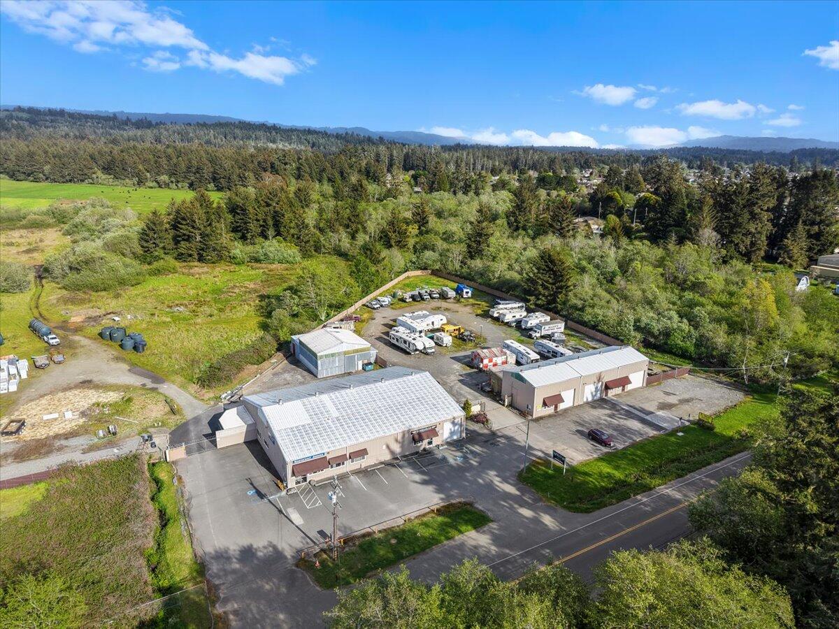 2555 Central Ave Ste A, Mckinleyville, CA 95519-3695