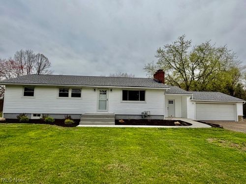 6277 Shepler Church Ave Sw, Navarre, OH, 44662-8601 | Card Image
