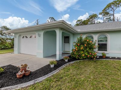 1063 General Street, House other with 3 bedrooms, 2 bathrooms and null parking in Port Charlotte FL | Image 3