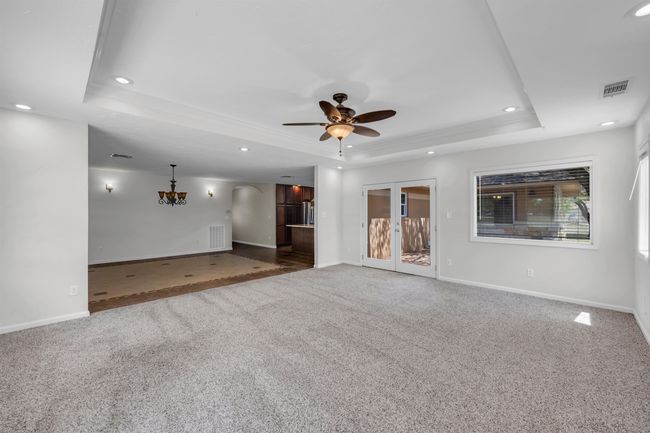210 W Heron Dr, House other with 3 bedrooms, 2 bathrooms and null parking in Highland Haven TX | Image 14